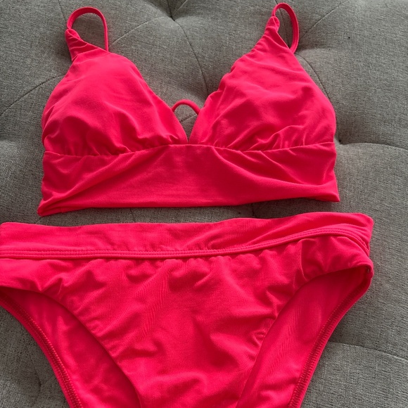 Billabong bikini - Picture 1 of 2